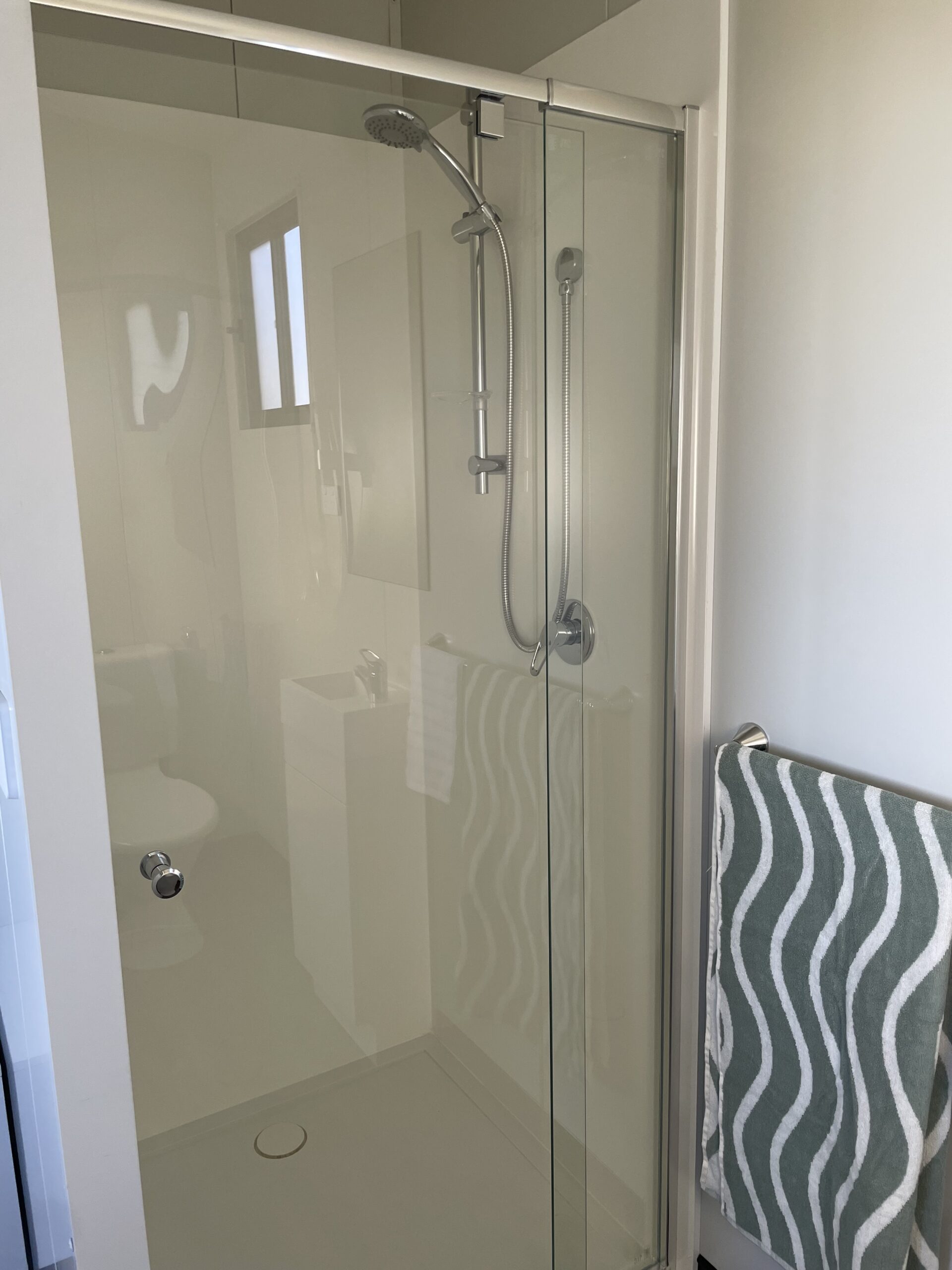 1 Bedroom Portable Cabin with Verandah - Image 2